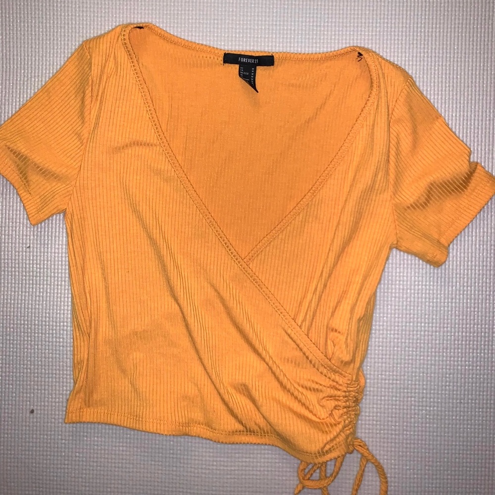 Forever 21 tee